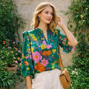 Current Air NWT Floral Flowy Ruffle Blouse, Green Multi Jewel, Size XXS / XS